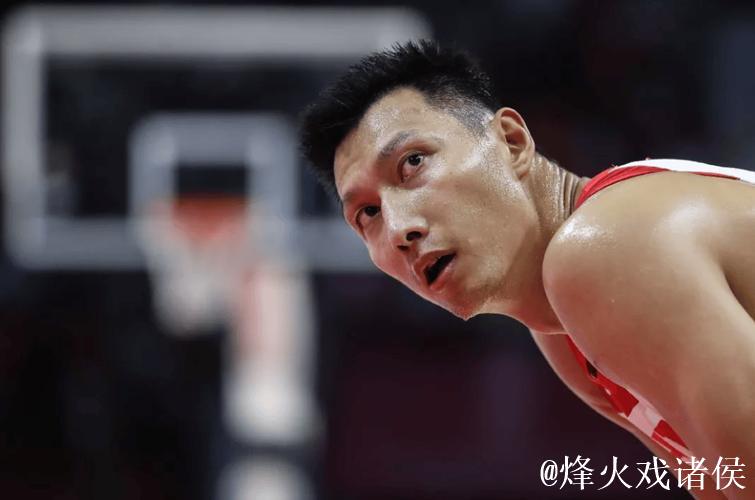 易建联沉默引人深思 能否微笑迎来逆转 易建联沉默引人深思 能否微笑迎来逆转